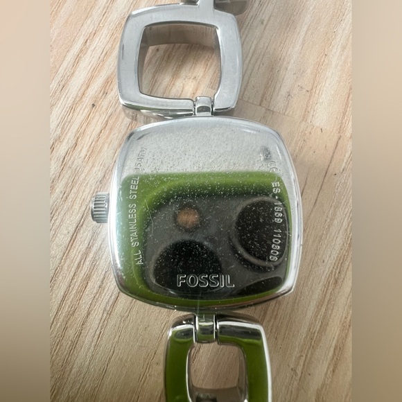 Fossil ladies silver tone retro squares watch NEW BATTERY main image 9